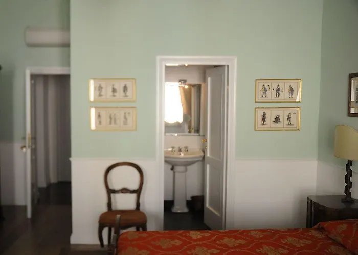 Relais Teatro Argentina Bed & Breakfast