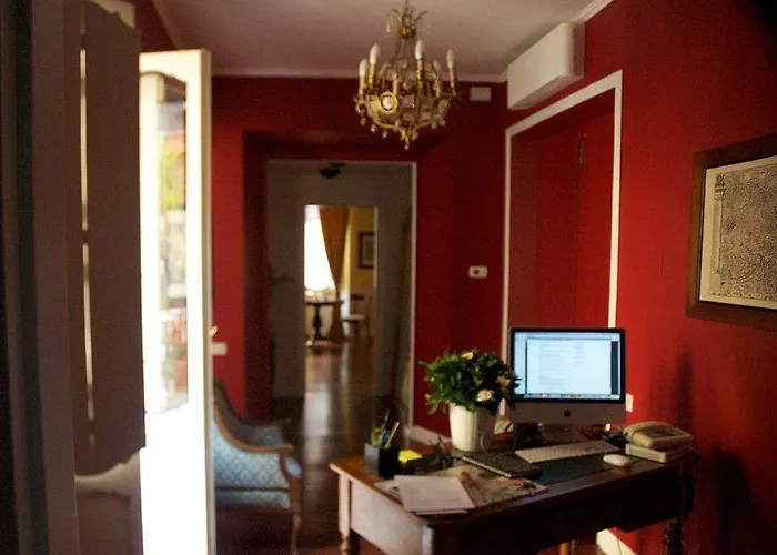 Relais Teatro Argentina Oda ve Kahvaltı 4*