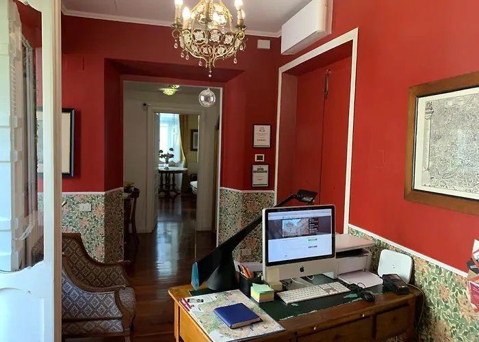 Oda ve Kahvaltı Relais Teatro Argentina Roma